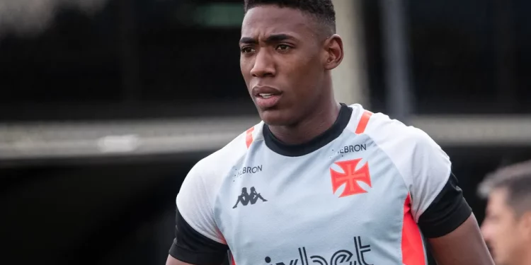 Mais um jogador do Vasco recebe sondagens de clubes da Europa