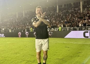 Sensacional! Vegetti e Rossi provocam Soteldo, do Santos