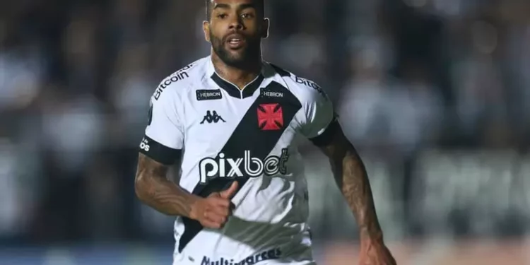 Vão ficar ou sair? Confira a situação de alguns jogadores do Vasco para 2024