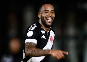 Alex Teixeira recusou proposta do Flamengo antes de voltar ao Vasco