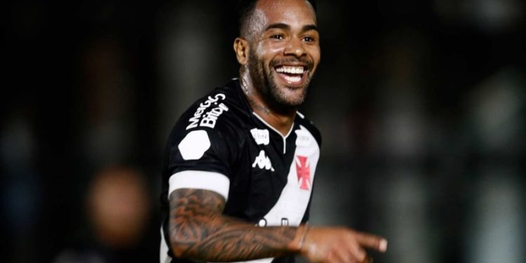 Alex Teixeira recusou proposta do Flamengo antes de voltar ao Vasco