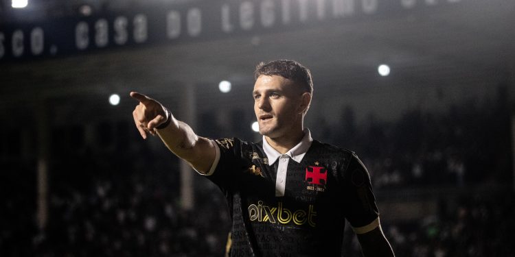 Vasco: Vegetti explica provocação a Soteldo