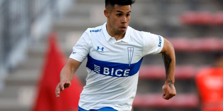 Vasco busca informações e mira contratação de joia chilena