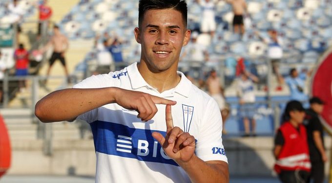 Vasco estuda fazer proposta por Aravena; confira o valor da multa