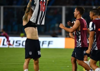 Vasco tem interesse em craque argentino