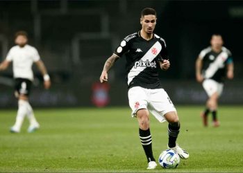Vasco toma decisão importante sobre Bruno Praxedes
