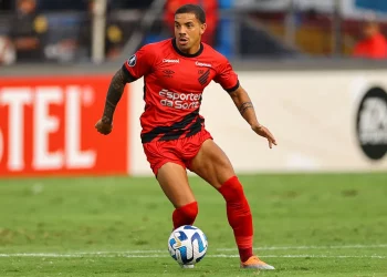 Vasco quer contratar David Terans? Confira a situação