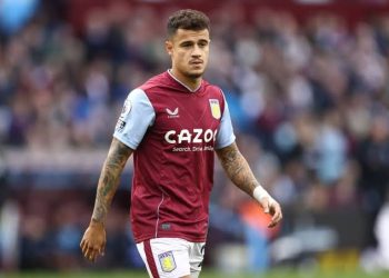 Vasco continua monitorando situação de Coutinho