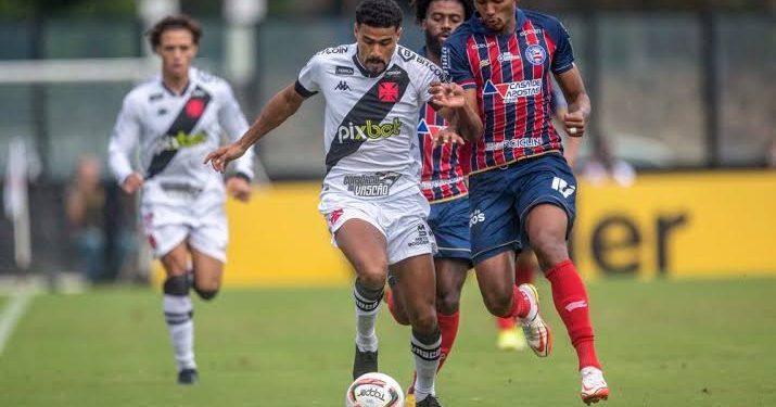 Avaí anuncia ex-Vasco