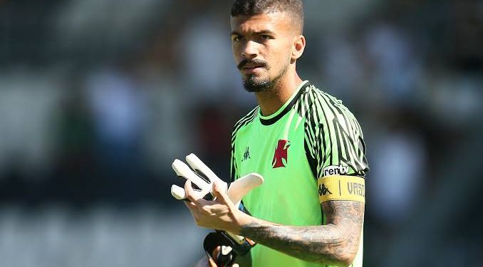 Vasco empresta goleiro para clube carioca