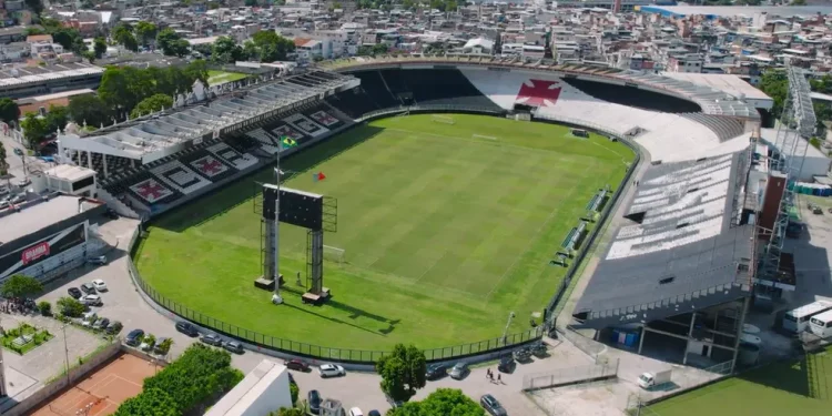 Naming rights de São Januário: Vasco está apalavrado com Crefisa