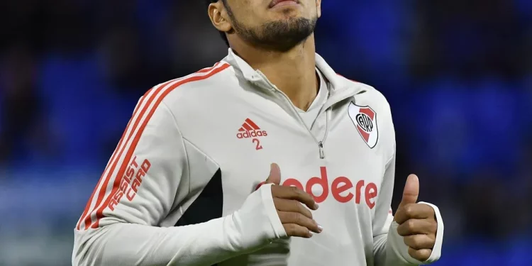 Confira o que falta para o Vasco anunciar Robert Rojas