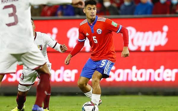 Galdames tem data para chegar ao Vasco; confira