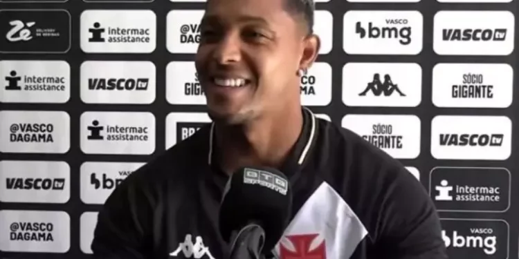 David, do Vasco, revela na sua apresentação: "Meu time do coração"