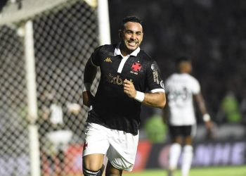 Vasco x Madureira: onde assistir, escalações e tudo sobre a partida