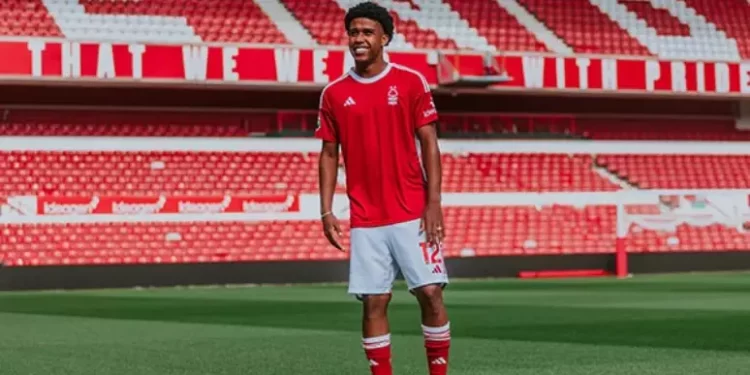 Ex-Vasco, Andrey Santos deixa o Nottingham Forest e volta ao Chelsea após empréstimo
