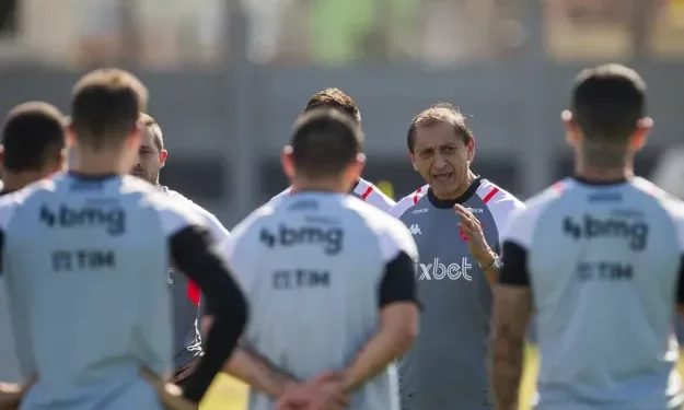 Desgaste físico existe, mas Vasco terá semana livre antes de enfrentar o Nova Iguaçu