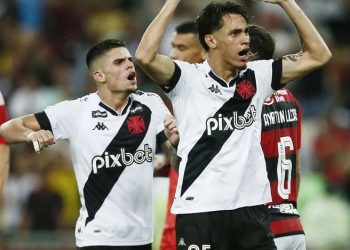 Gabriel Pec e Marlon Gomes, do Vasco, são titulares em treino da seleção olímpica