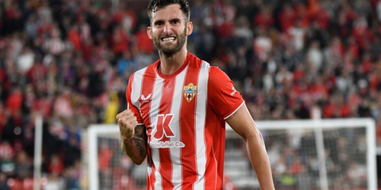 Léo Baptistão está negociando com o Vasco? Saiba a verdade