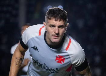 Vasco avança com Sforza após vender Marlon Gomes