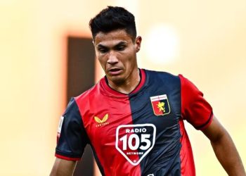 Novo reforço faz exames e assina com o Vasco