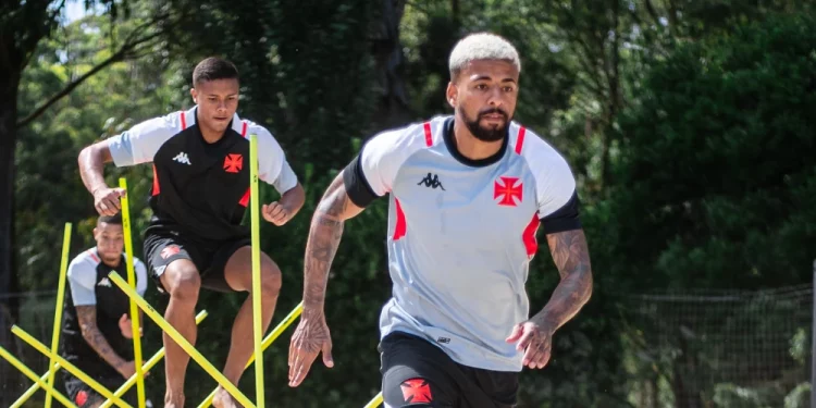 Vasco: Quanto tempo Paulinho deve ficar fora dos gramados?