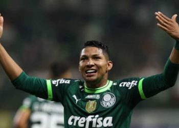 Tem vaga? Rony pode sair do Palmeiras