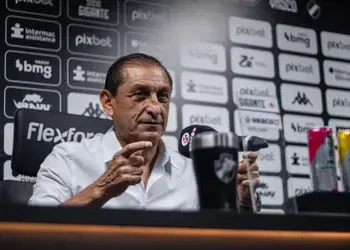 Vasco atende pedidos de Ramón Díaz