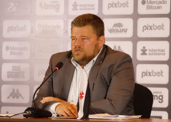 Vasco pode apresentar novidade hoje contra o Madureira