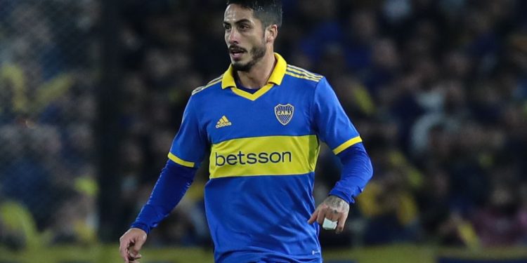 Vasco tem interesse em zagueiro do Boca Juniors