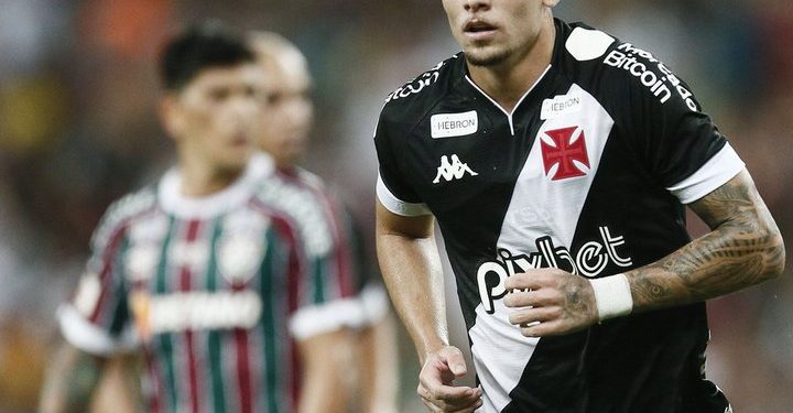 URGENTE! Vasco acerta venda de Gabriel Pec; confira valores e metas