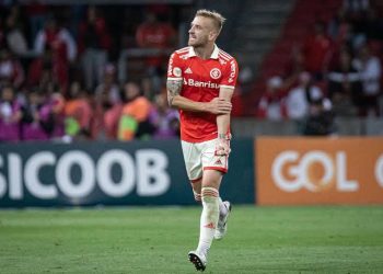 Mattos liga para Pedro Henrique e Vasco está perto de anunciar atacante