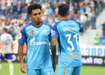 Vasco ganha concorrente na disputa por Du Queiroz