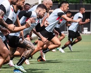 Novos reforços  devem estrear contra o Audax; confira provável escalação do Vasco