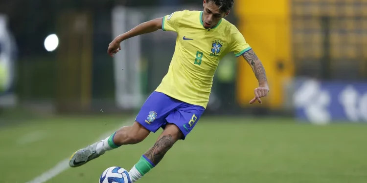 Ex-Vasco, Marlon Gomes sofre lesão