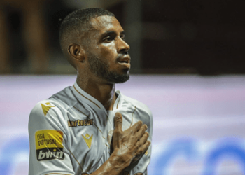 Alvo do Vasco, André Silva define seu futuro