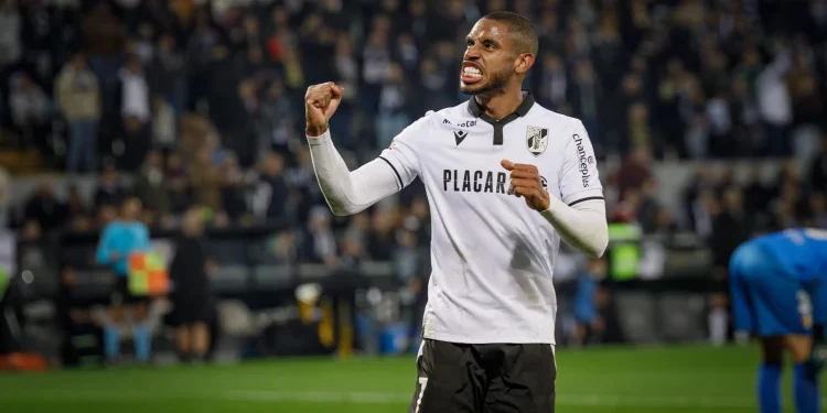 André Silva prioriza libertadores e morar em São Paulo