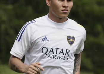 Antigo alvo do Vasco pede para jogar no Brasil