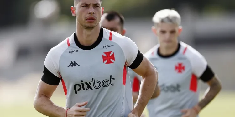 Barca do Vasco ganha novos nomes; confira