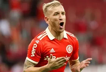 Técnico do Inter deixa claro que Pedro Henrique deve sair do clube; Vasco fez proposta