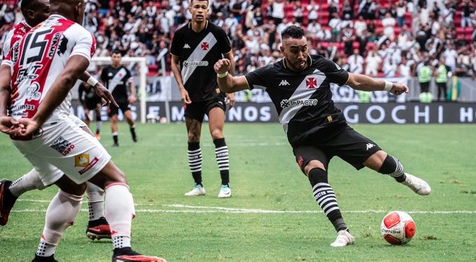 Como está a saúde de Payet no Vasco? Vai jogar a próxima partida? Confira