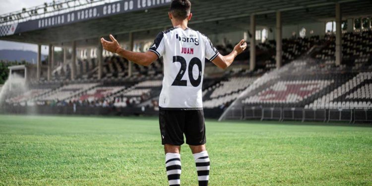 Confira os números das camisas dos jogadores do Vasco em 2024