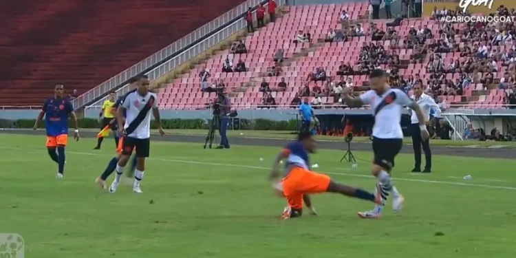 "É realmente estranho" diz jornalista sobre erros contra o Vasco no Carioca