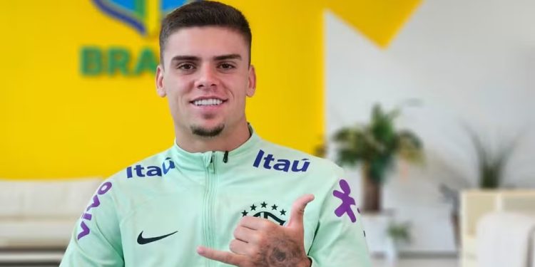 Ex-Barcelona se rende a Gabriel Pec, cria do Vasco