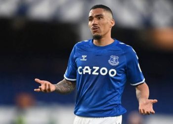 Ex-Vasco, Allan fecha com rival do Cruzmaltino