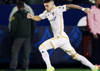 Ex-Vasco, Gabriel Pec deixa Jordi Alba comendo poeira em sua estreia na MLS