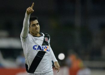 Ex-Vasco assume função dupla no futebol e agradece ao Cruzmaltino