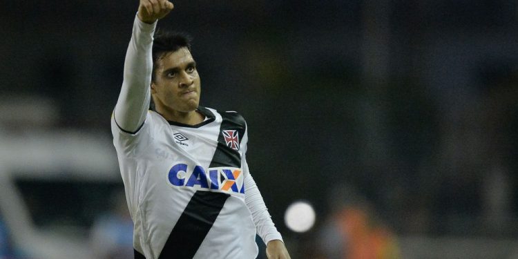 Ex-Vasco assume função dupla no futebol e agradece ao Cruzmaltino