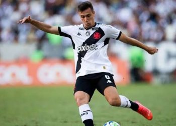 Pelo futebol, Corinthians vendeu Piton de “graça” para o Vasco