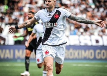 Vegetti atinge marca histórica na artilharia do Vasco